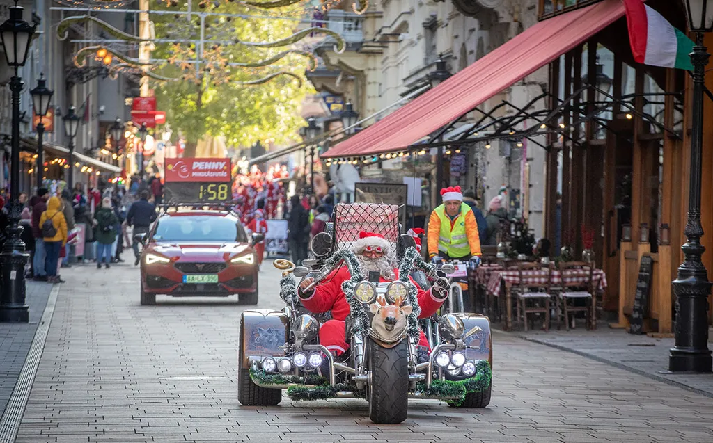 20231203 Budapest, Mikulásfutás. Fotó:Bánkúti Sándor