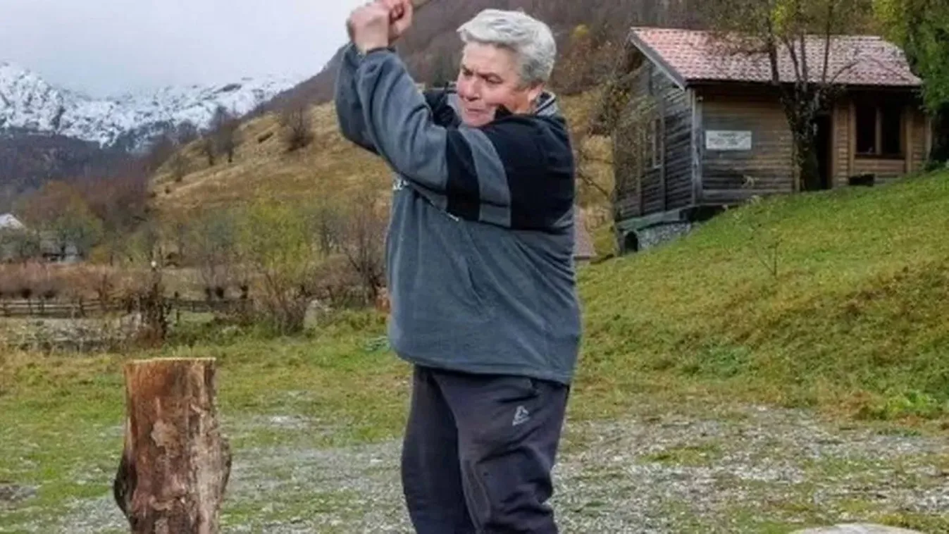 "58 éves szűz vagyok és soha nem fogok férfihoz érni"