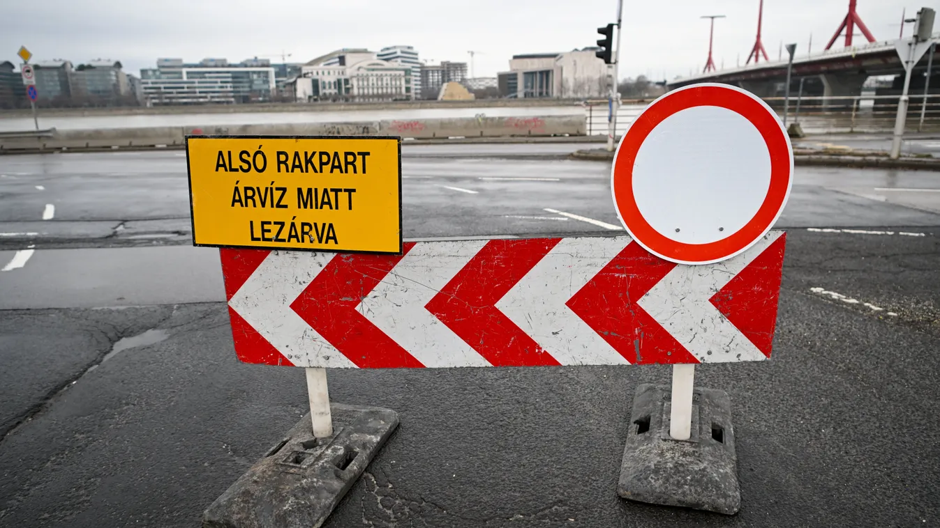 Árvíz: lezárt rakpart, törölt BKK járatok