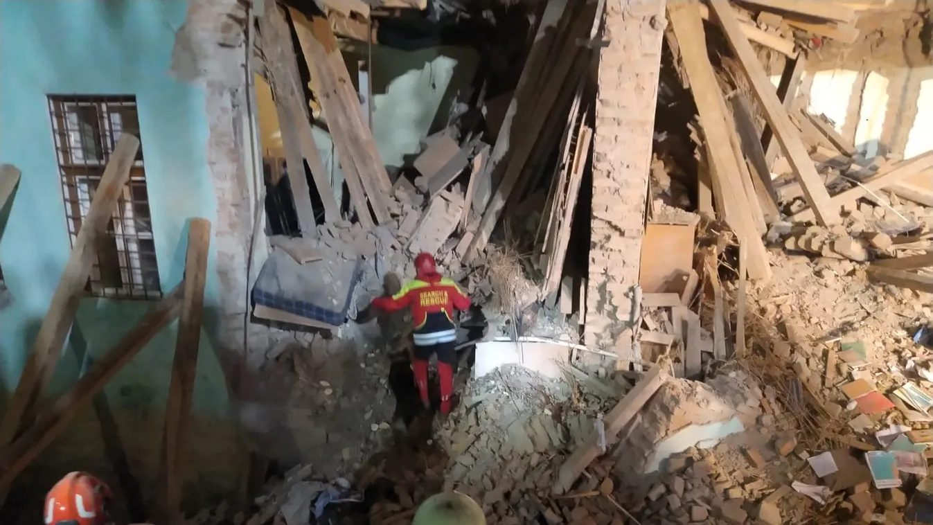 Az édesanyja szeme láttára küzdöttek a mentősök Dávidért