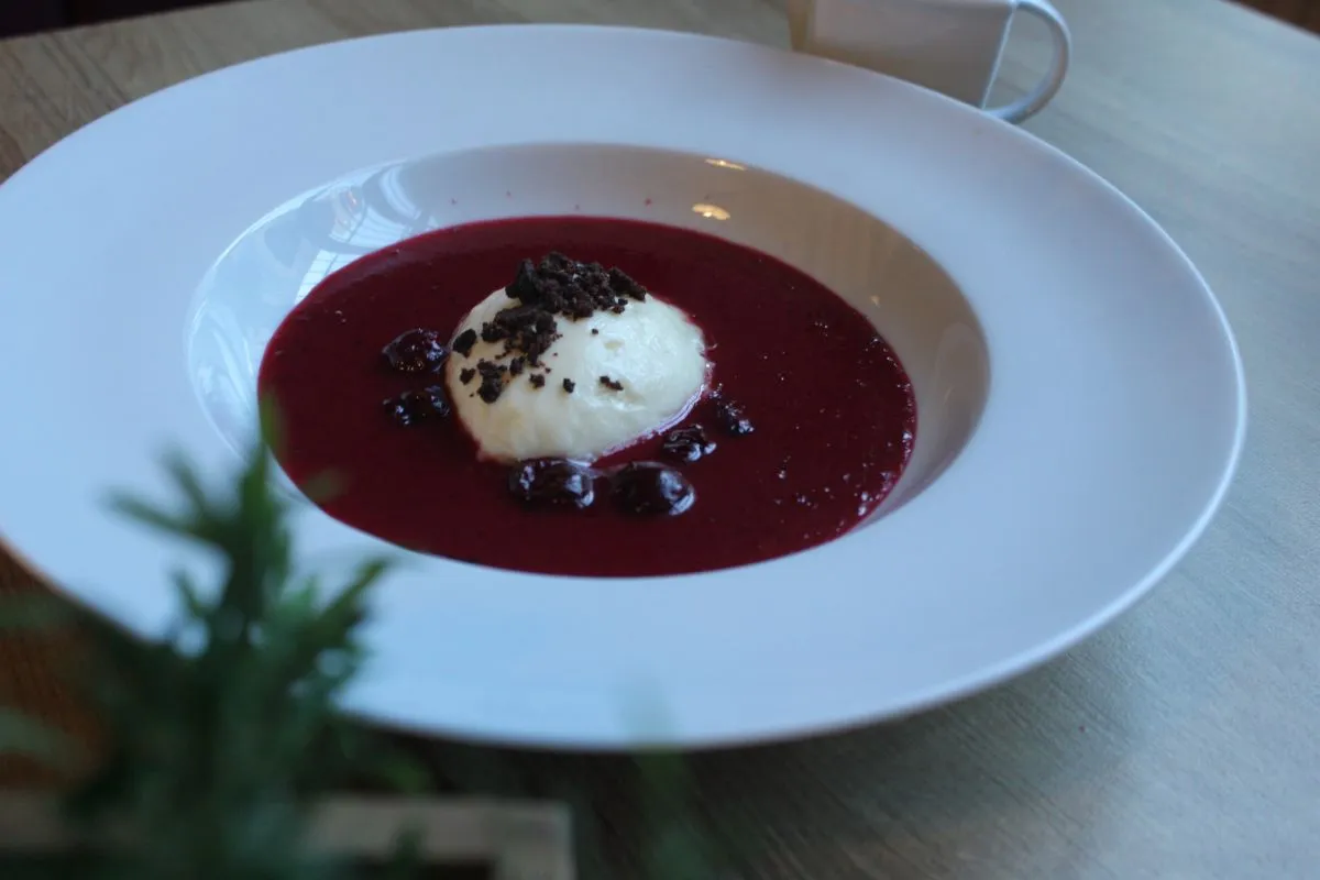 A meggylevest 21. századi köntösbe öltöztették: új textúrát, jobb ízvilágot kapott / Fotó: Erdei Róbert Arnold