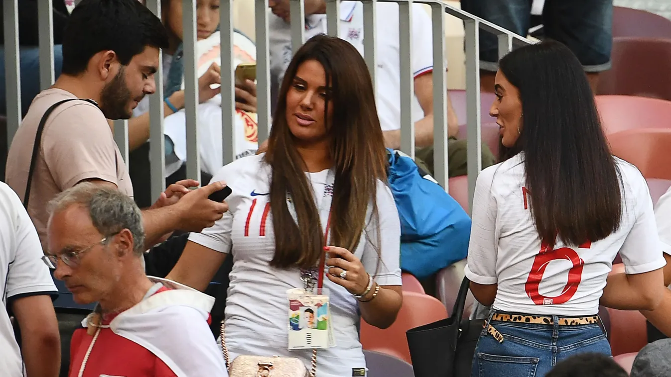 770 ezer egy éjszakért, őrültre készülnek a focistabarátnők