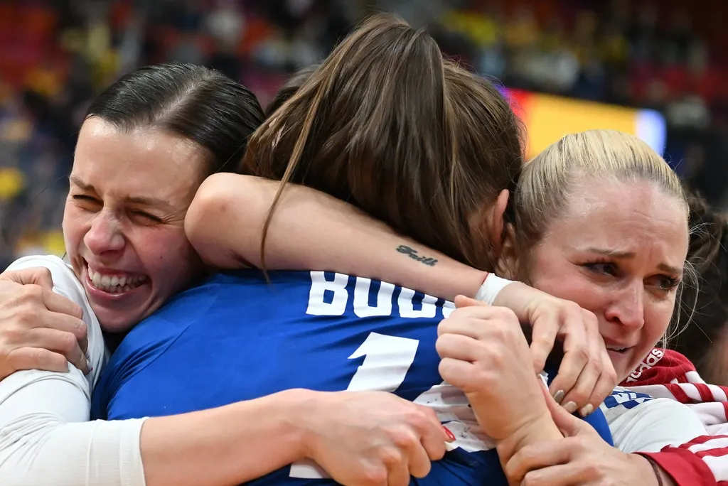 SCHATZL Nadine; BÖDE-BÍRÓ Blanka; DEBRECZENI-KLIVINYI Kinga