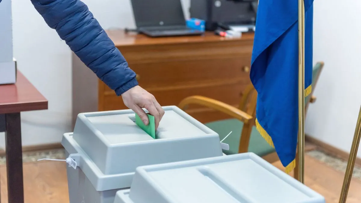 voksol, szavaz, választ