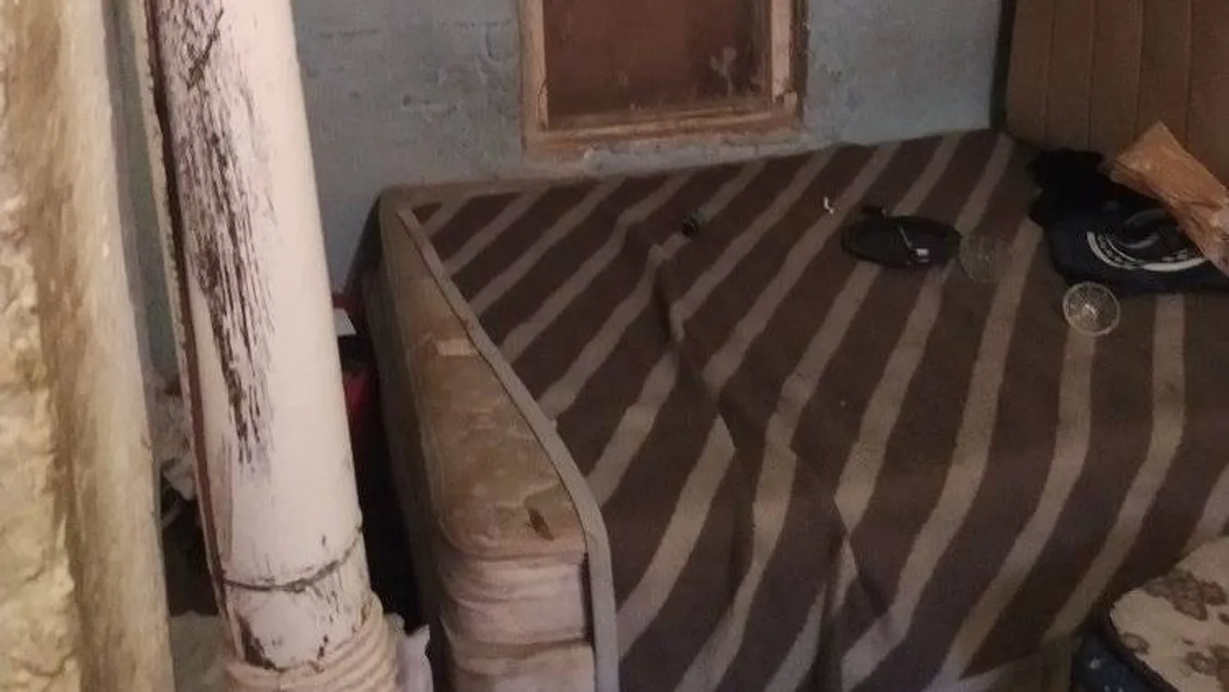 "Isten áldjon meg mindenkit, aki próbál nekünk segíteni" - egyedül maradt három gyermekével a 23 éves Eszter