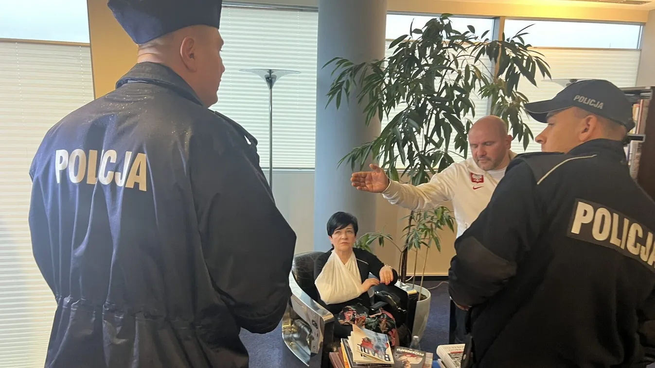 Példátlan erőszak a lengyel köztévé ellen