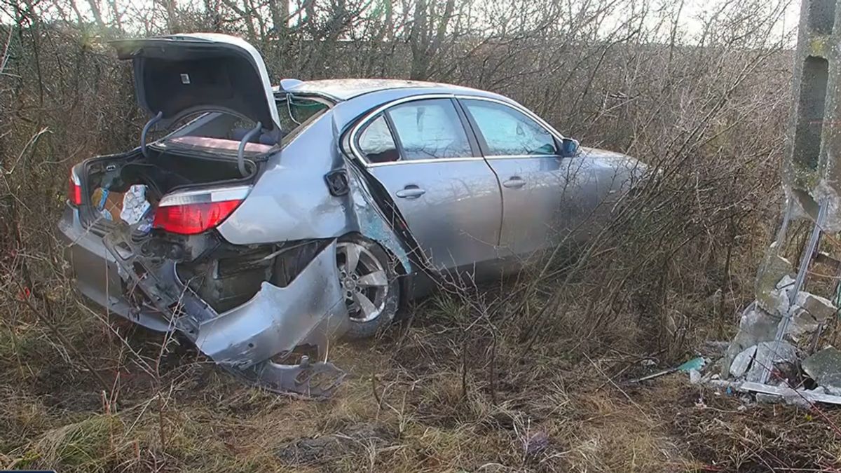 Mentőhelikopter szállt le Szentesen: terhes kismama és férje szenvedett balesetet