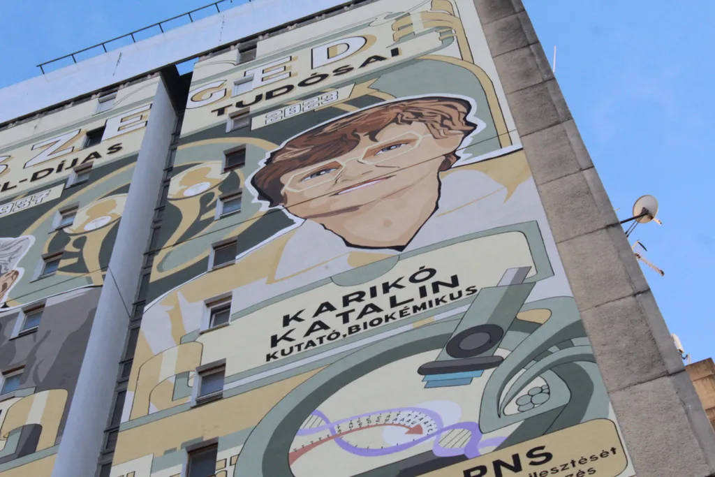 A város két Nobel-díjasának freskóját festette fel a legnagyobb épületére. / Fotó: E.R.A.