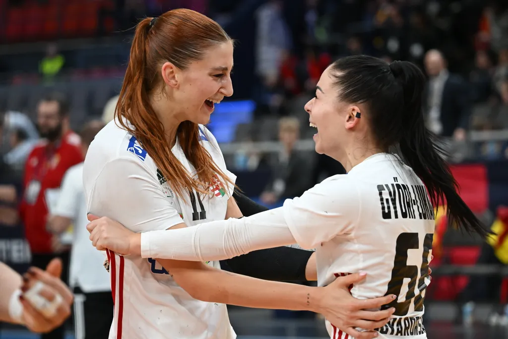 GYÕRI-LUKÁCS Viktória; ALBEK Anna; TÓVIZI Petra