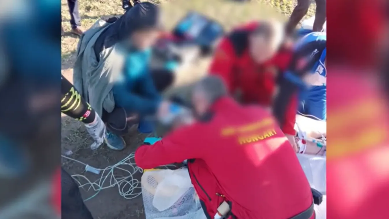 Mentőhelikopter szállt le Tokodnál, rengetegen gyászolnak