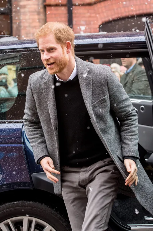 Prince Harry and pregnant Meghan visit Bristol in the snow