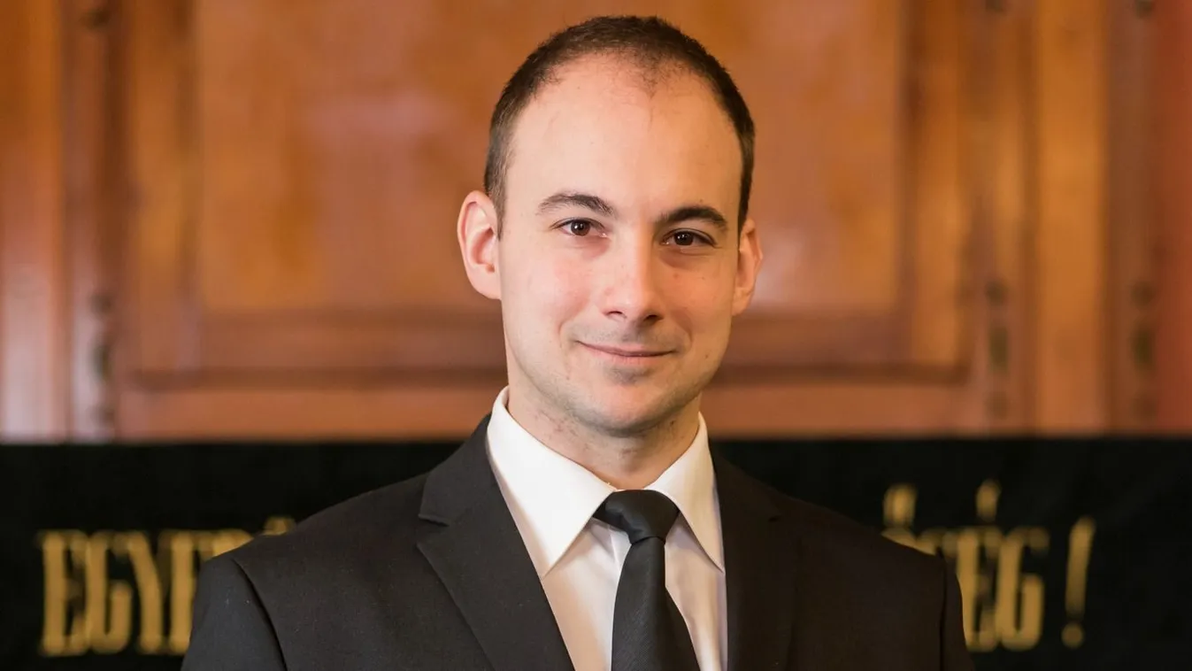 Karácsony ma: "Biznisz lett az ajándékozásból"