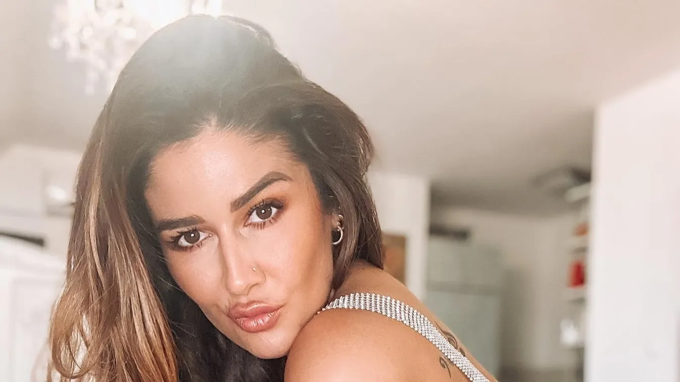 "Nem akarom utálni magamat!" - plasztikáztat Singh Viki