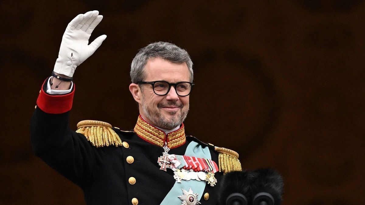 Korábban elkényeztetett bulihercegnek tartották Dánia új királyát