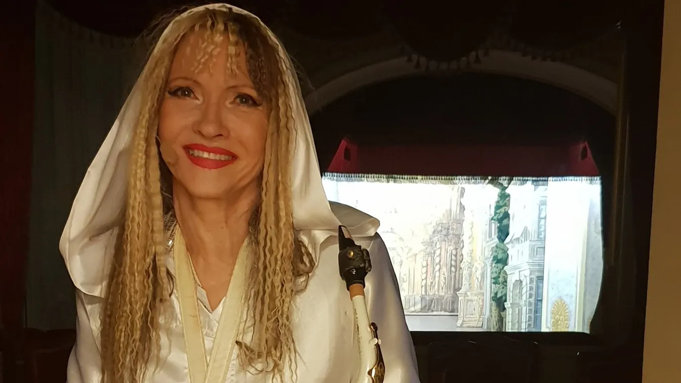 Ez kemény: Eldurvult a háború Marcellina és Alekosz között