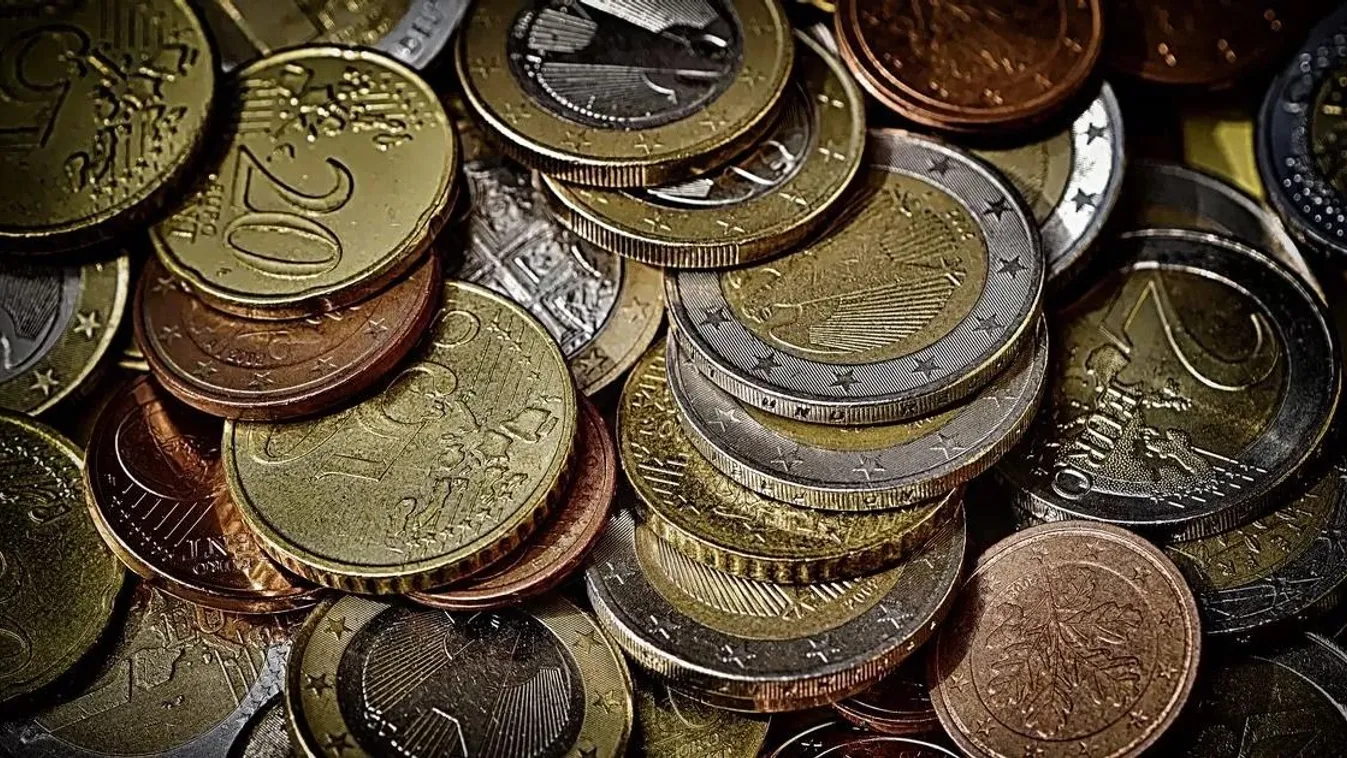  27 millió pénzérmét kellett beolvasztania Franciaországnak