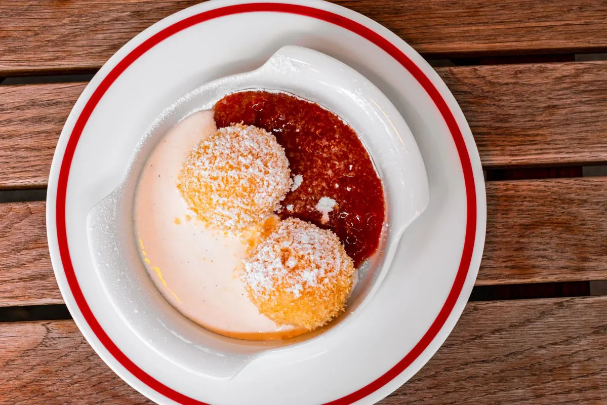 The,Famous,,Traditional,Hungarian,Dessert,Called:,Túrógombóc,(cottage,Cheese,Balls).