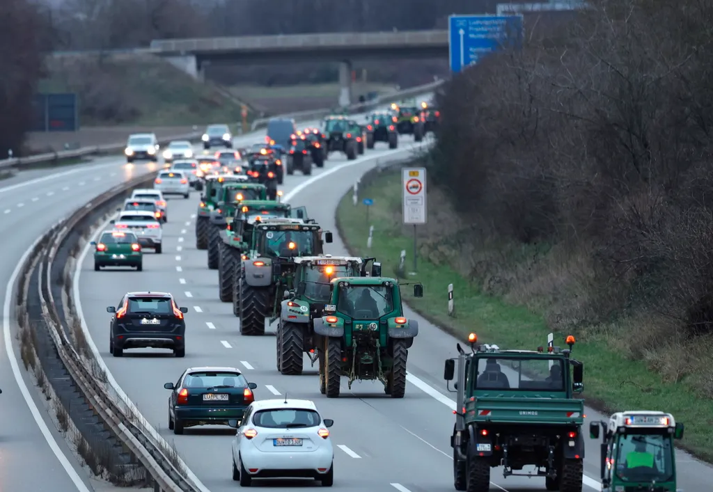 gazdatüntetés németország