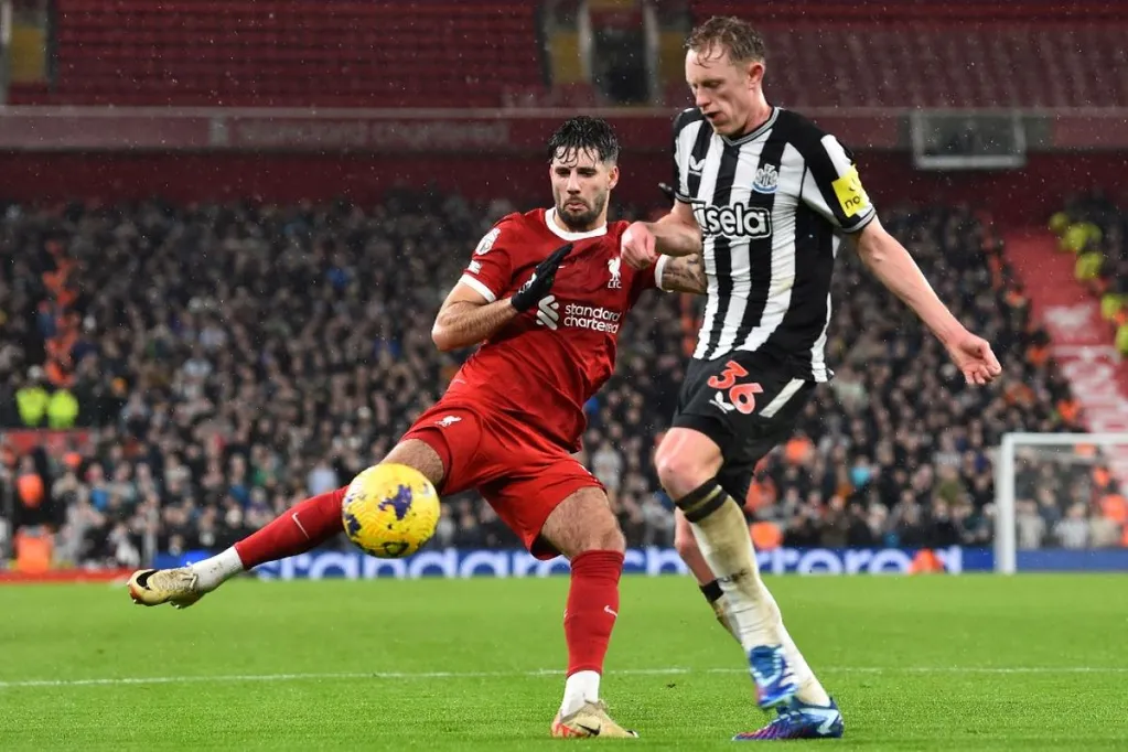 Szoboszlai (balra) a másik nyári kérője, a Newcastle ellen is kezdő volt a Liverpoolban