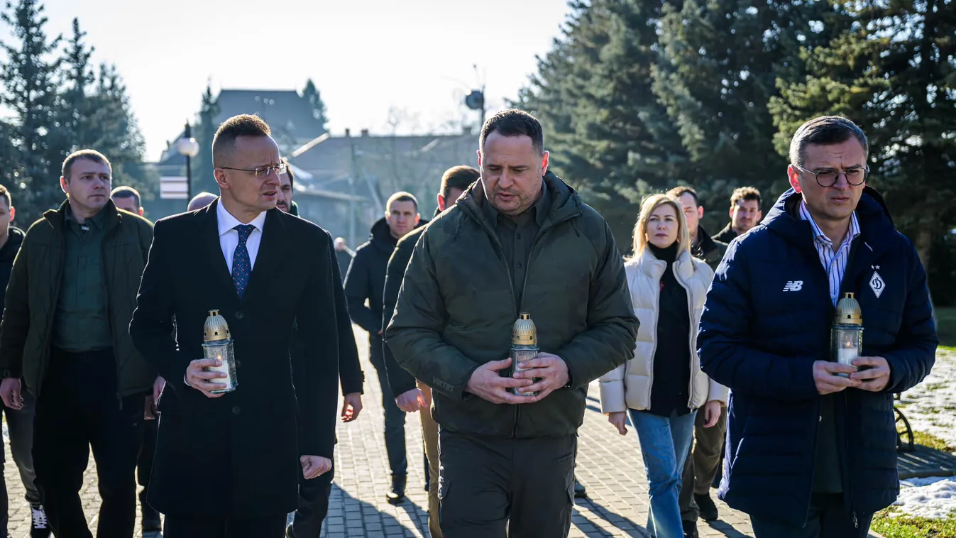 Szijjártó Péter már Kárpátalján tárgyal