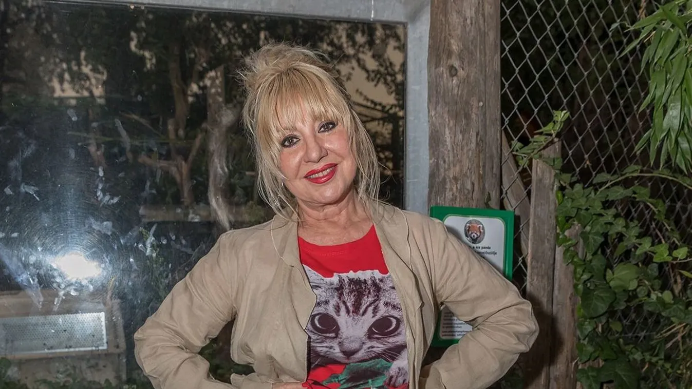  Ennyiért keltek el a neten Zoltán Erika meztelen képei