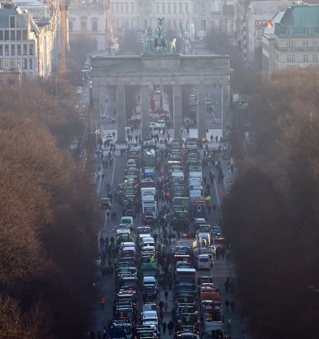 gazdatüntetés németország