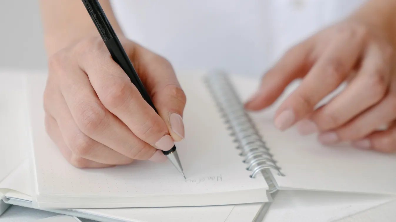 Kőkemény helyesírási teszt: alig valakinek sikerül hibátlanul kitölteni