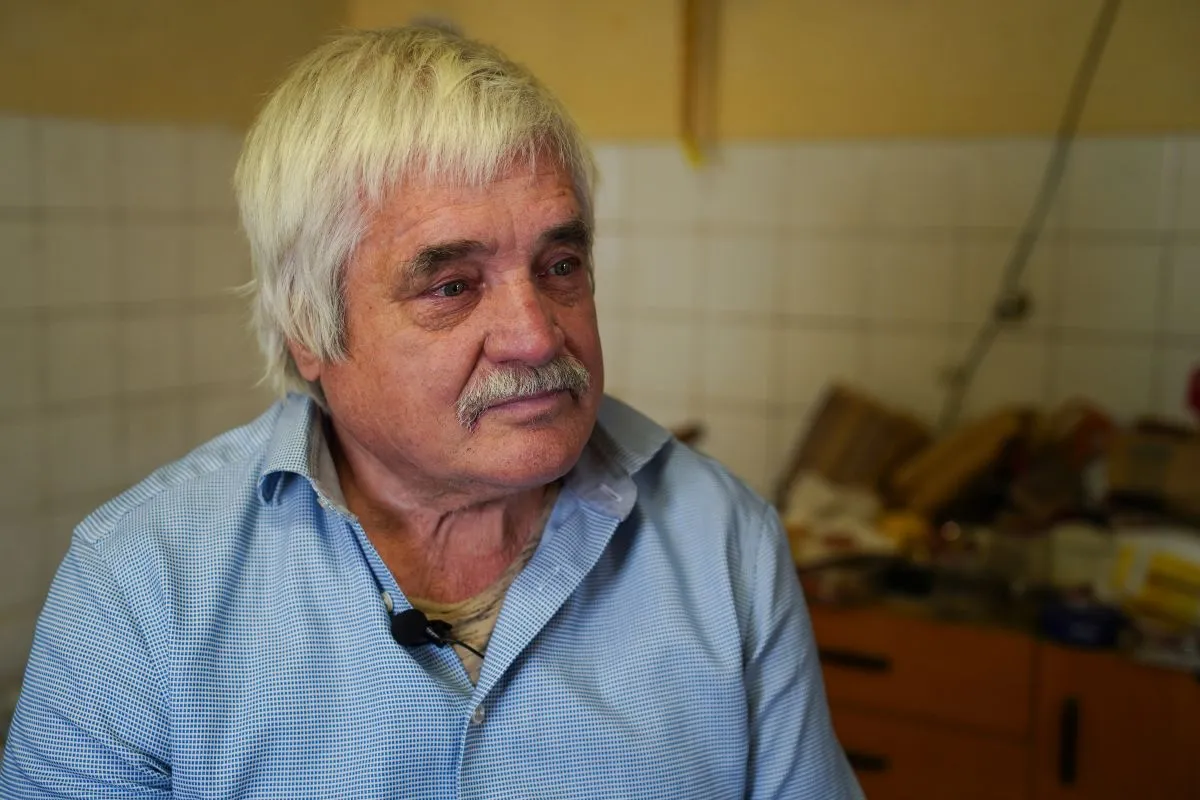 Károly 1,5 éve menekült el Kárpátaljáról a háború és a gyász elöl / Fotó: Hajdú Ágnes 