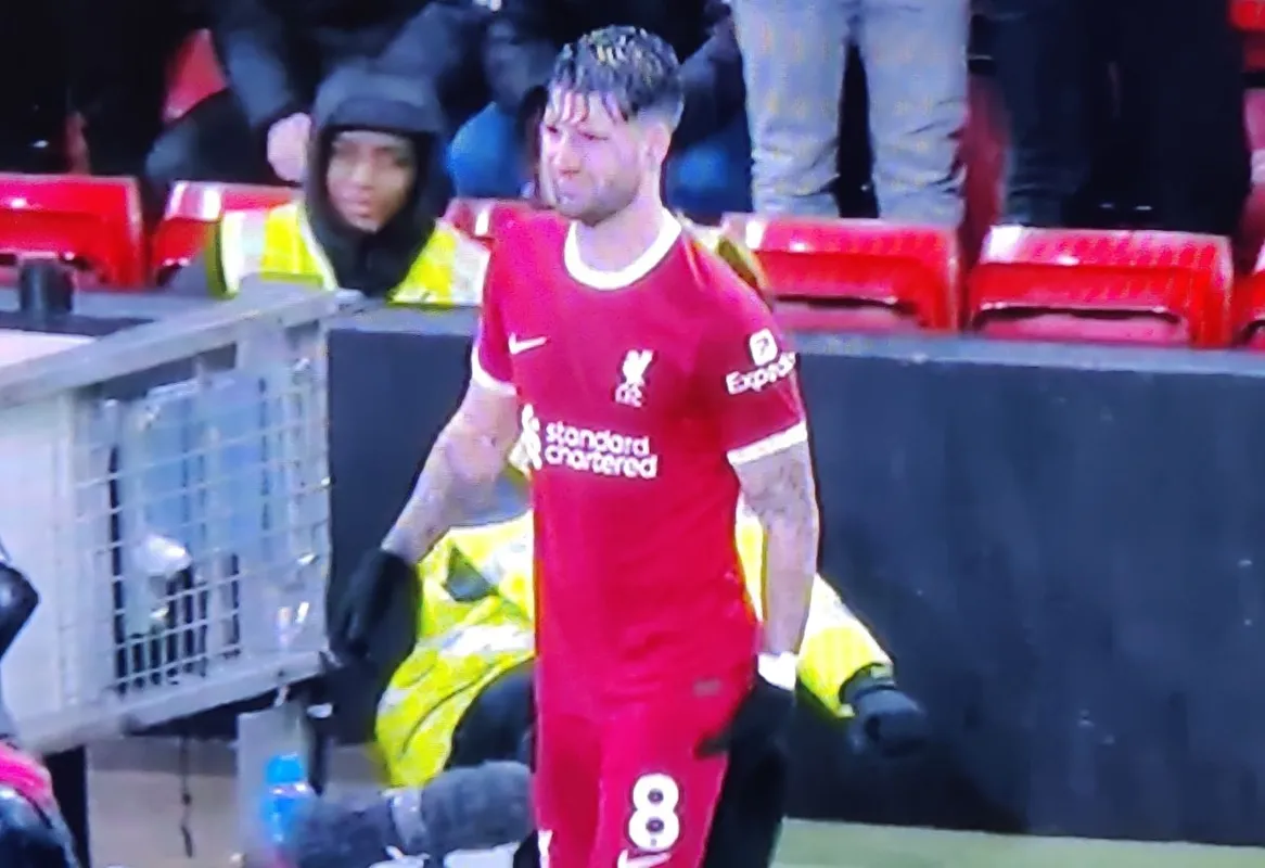 Szoboszlai a bal combját fájlalta