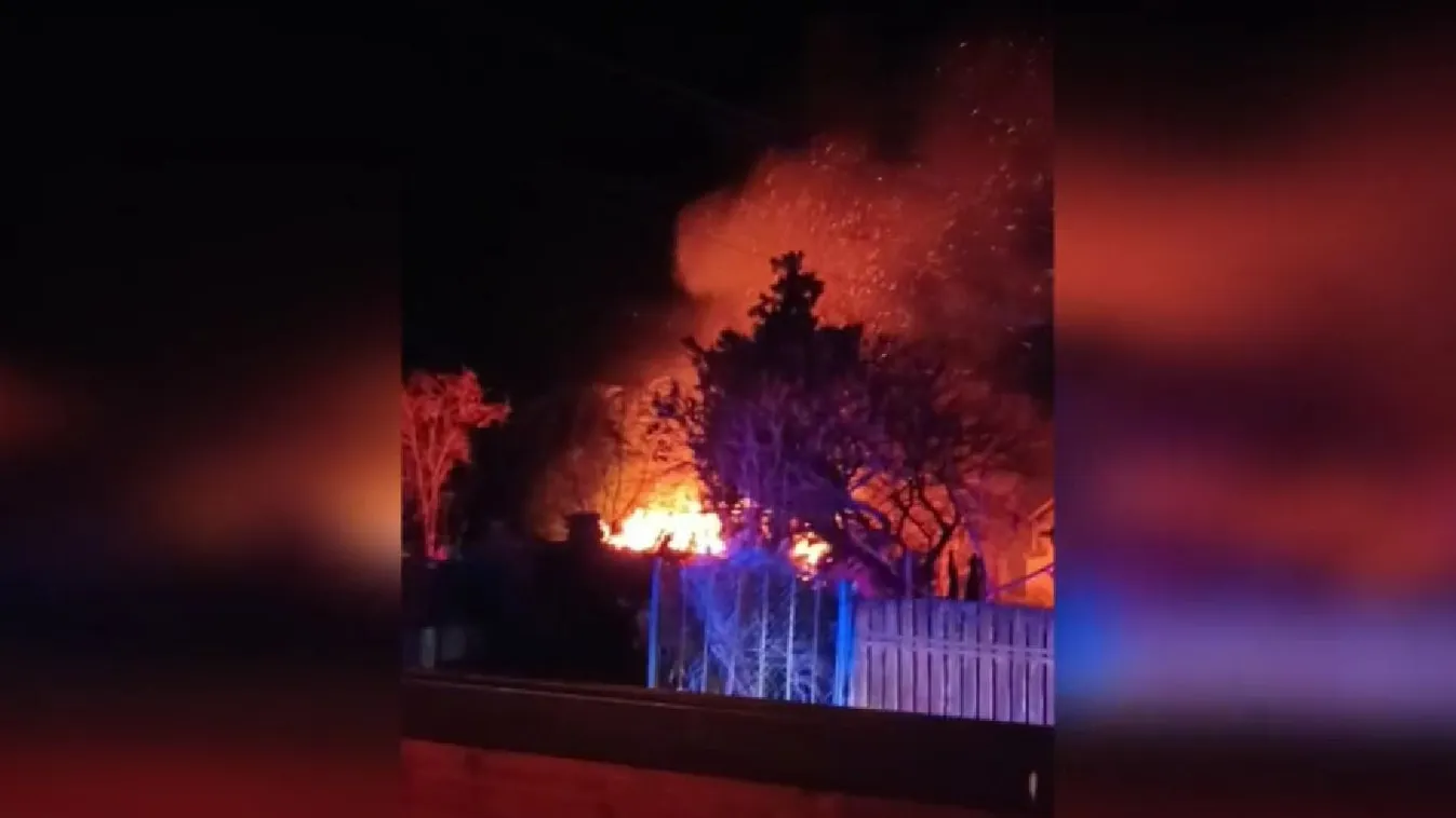 Kigyulladt egy ház Rácalmáson, egy idős férfi elhunyt