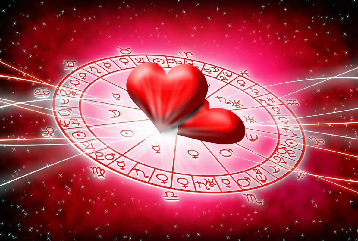 Red,Background,Of,Astrology,And,Love,Concept.
