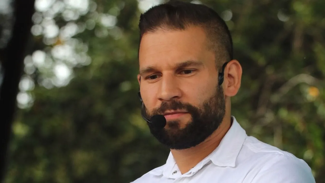 Lerobbantak a celebek a Sztárboxban