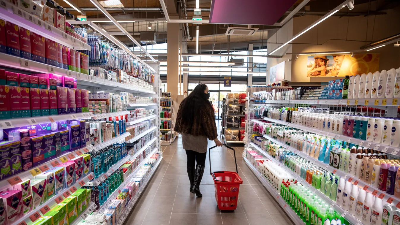 Rejtett áremeléssel trükköznek a multik.