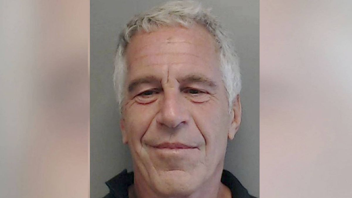 Újabb bizonyítékok a pedofil szexragadozó Jeffrey Epstein ügyében! Nyilvánosságra hoztak 187 nevet, világhírű sztárok is vannak köztük