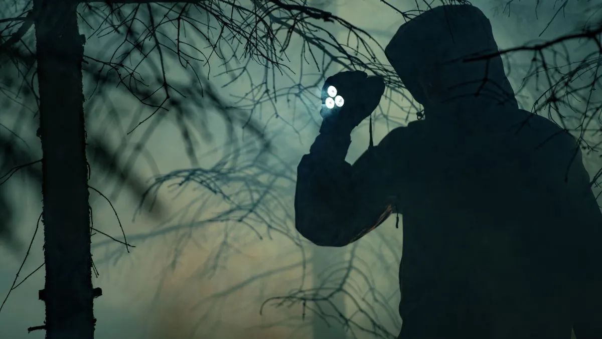 Az eltűnt fiút még jelenleg is keresik. 