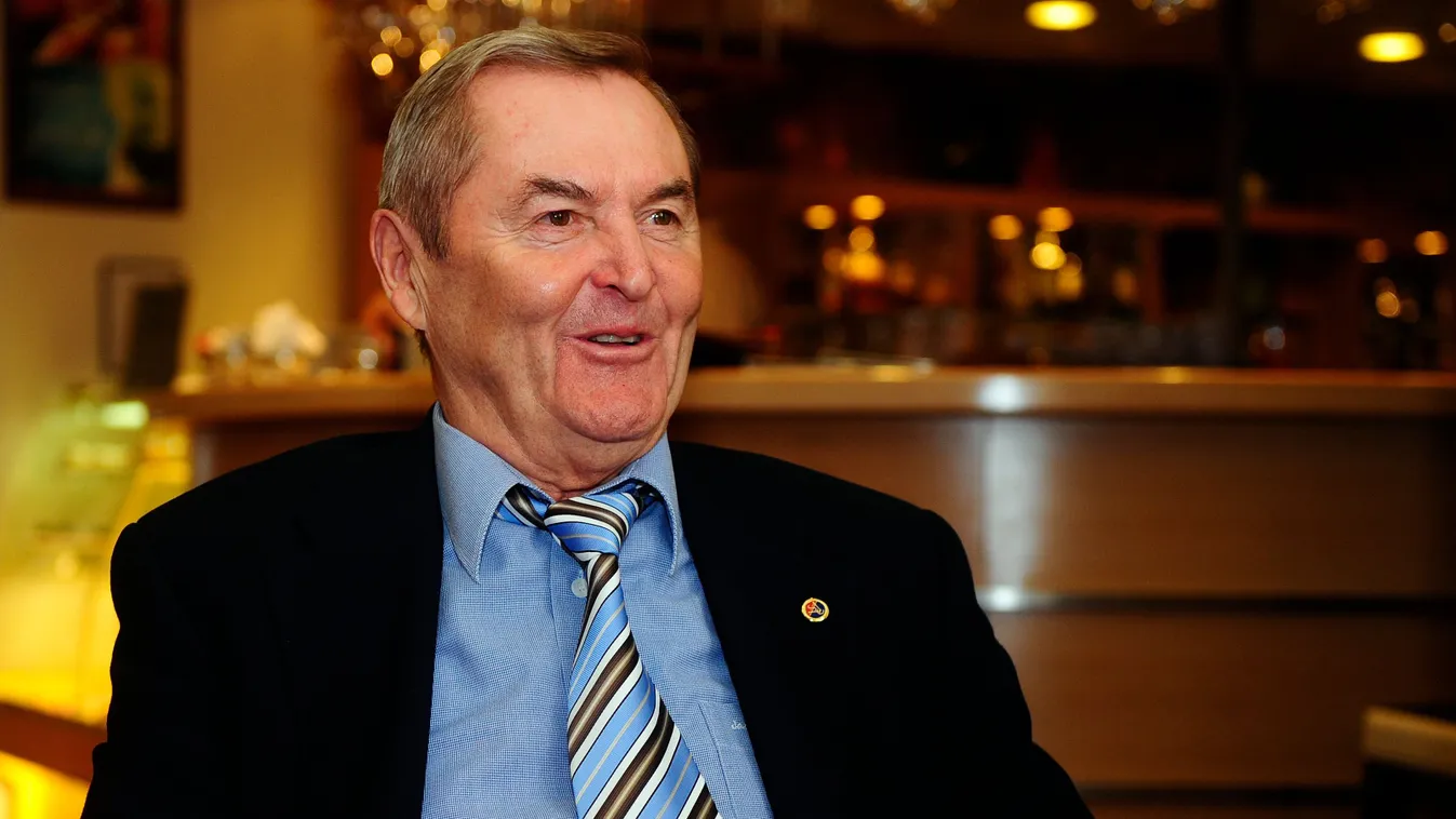 Magyarország nem hagyja elveszni legendás focistánk aranyát