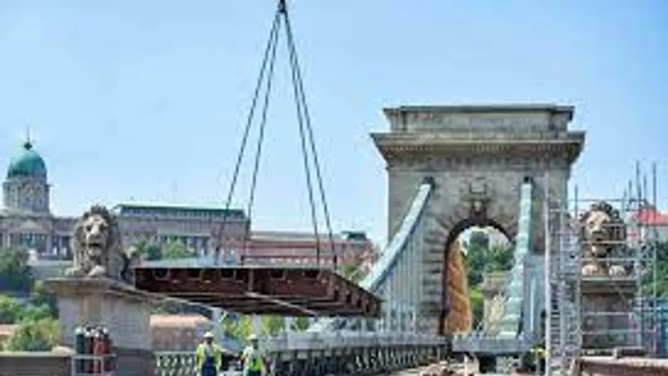 Karácsony mélyen hallgat a Lánchíd felújításával kapcsolatban