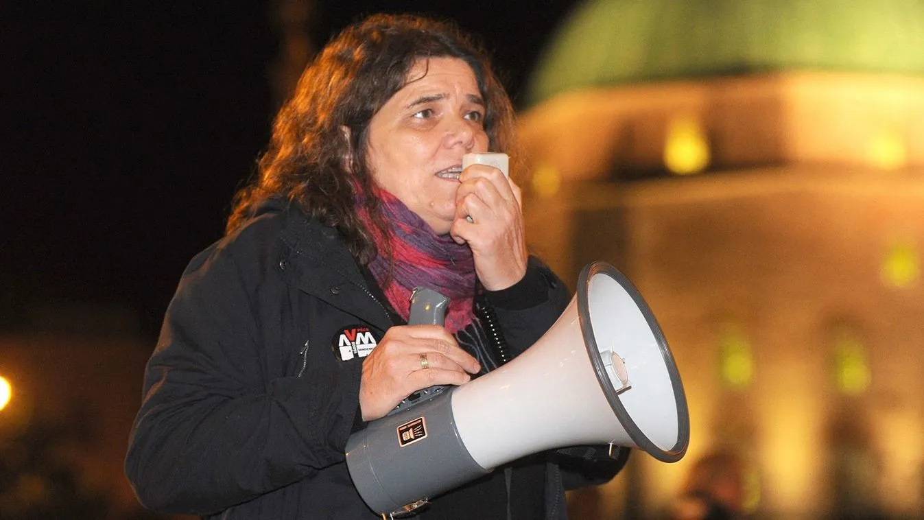 A nagy fizetésemelés ellenére hergelik a tanárokat