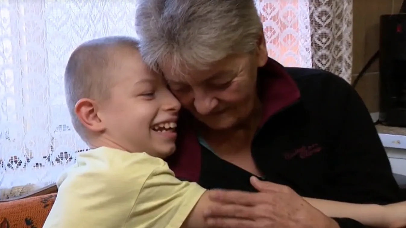 Gyógyíthatatlan beteg a kis Attila, anyukája mesélt erről