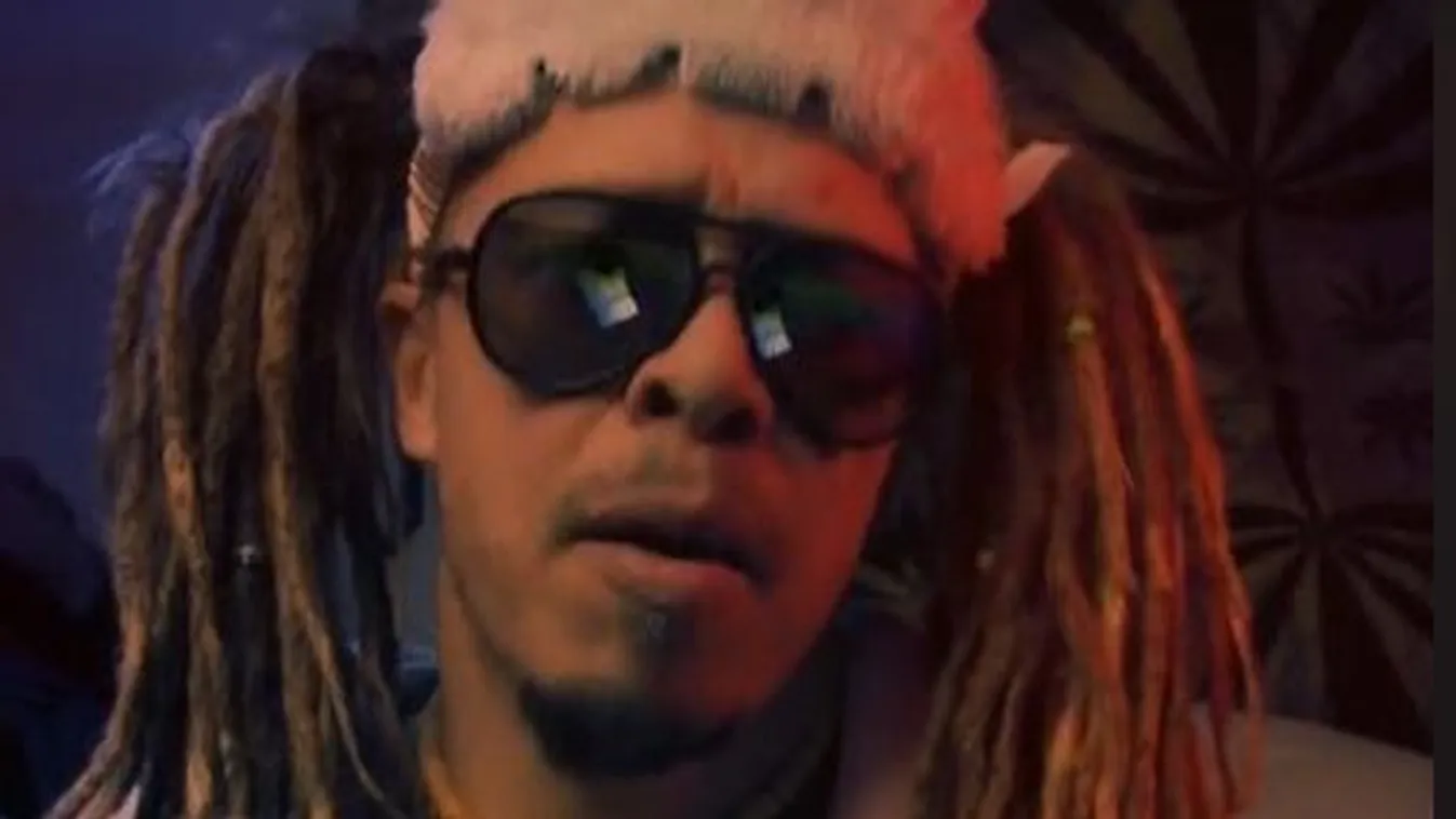 A rapper keményen beszólt a TikTok koldusainak