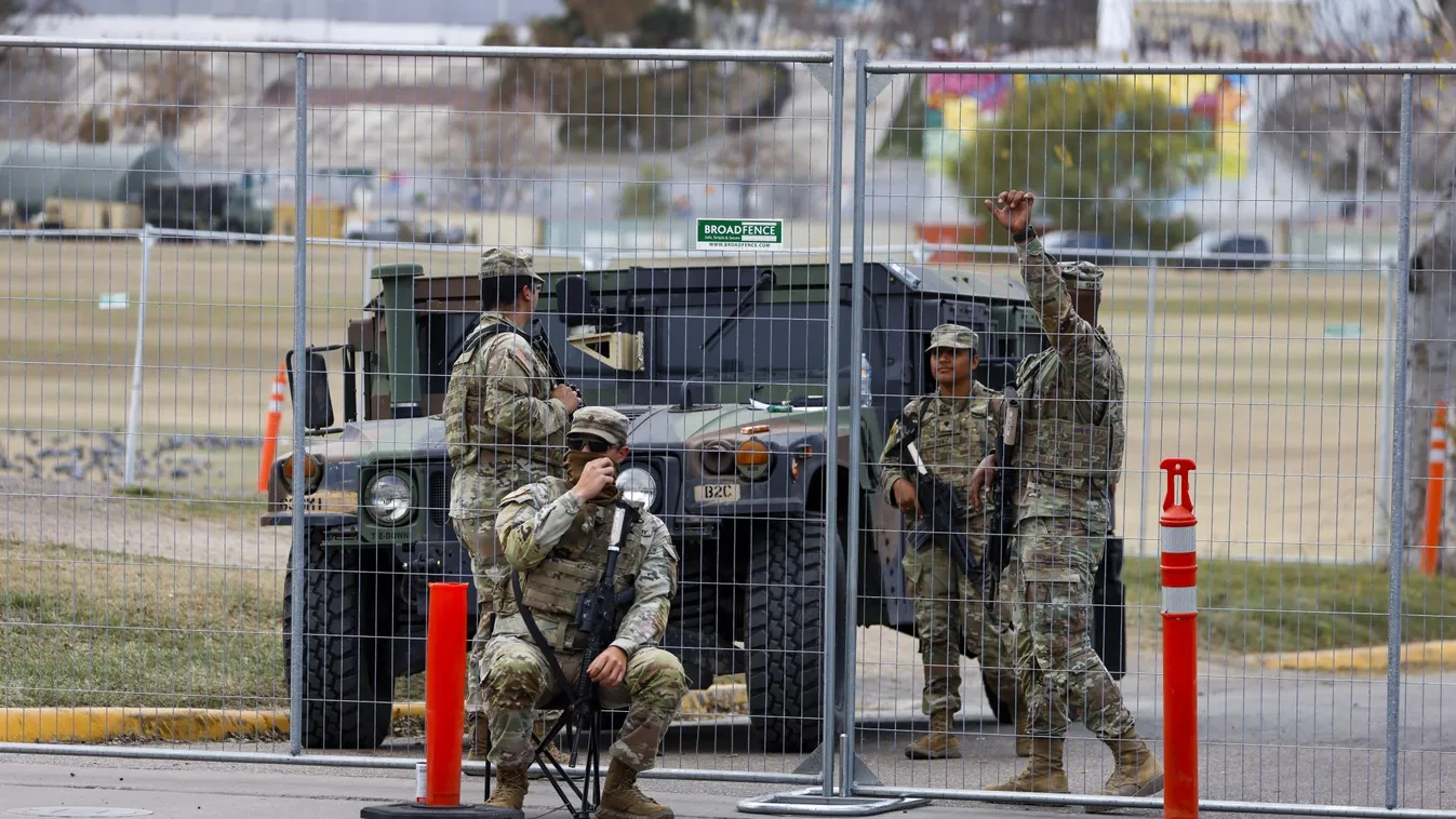 300 ezer migráns az USA déli határán