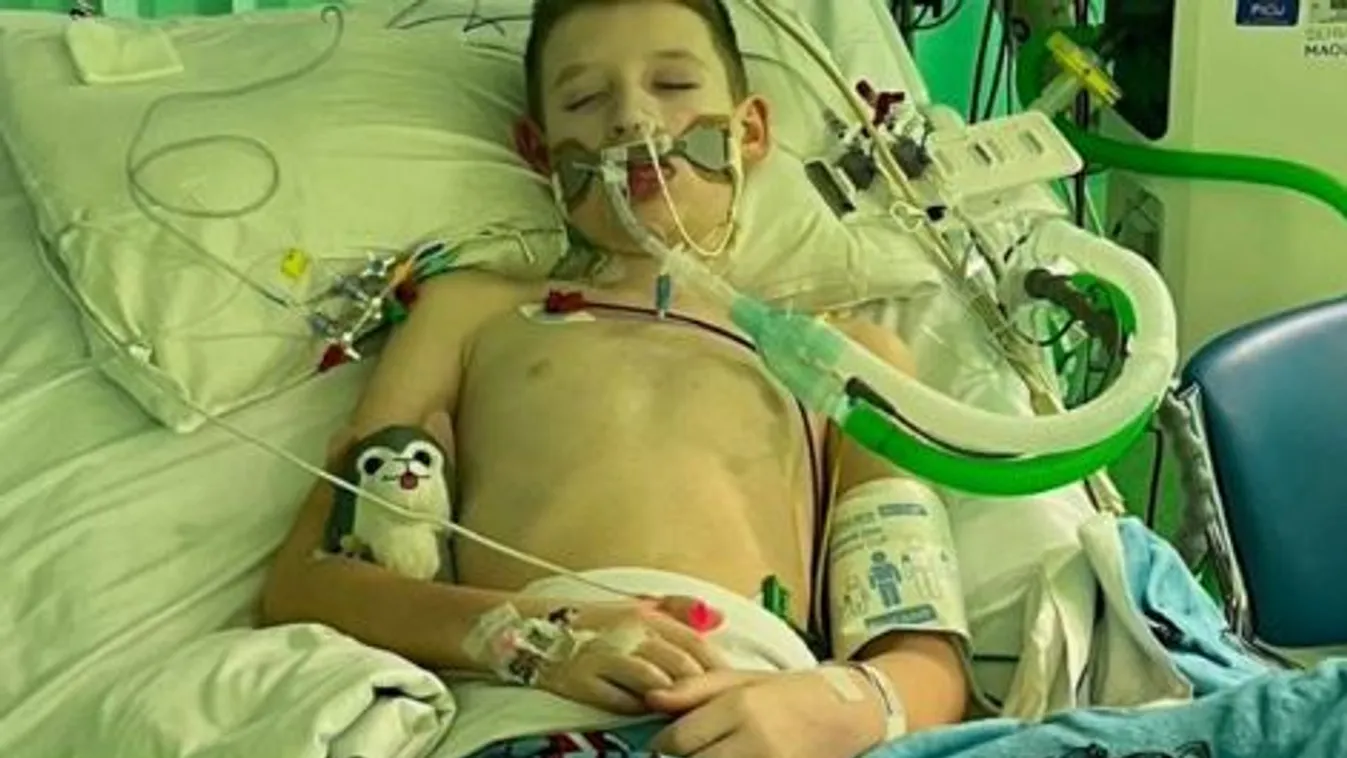 Arra ébredt a kisfiú, hogy nem tud mozogni és beszélni