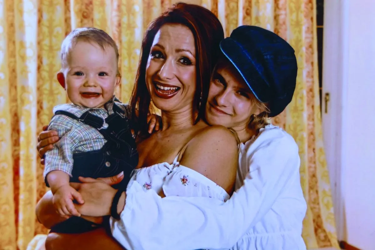 Détár Enikő, lánya és fia