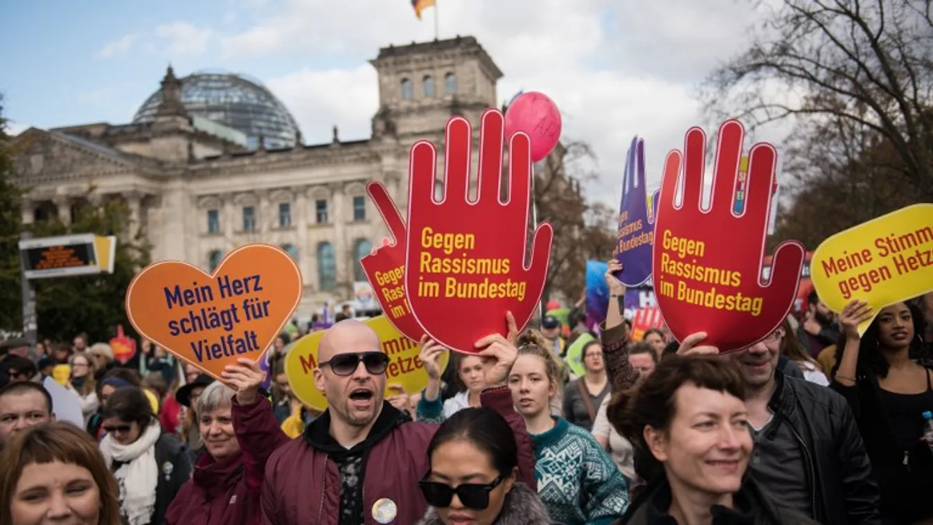 Soros-szervezetek tüntetnek az AFD-ellen Németországban