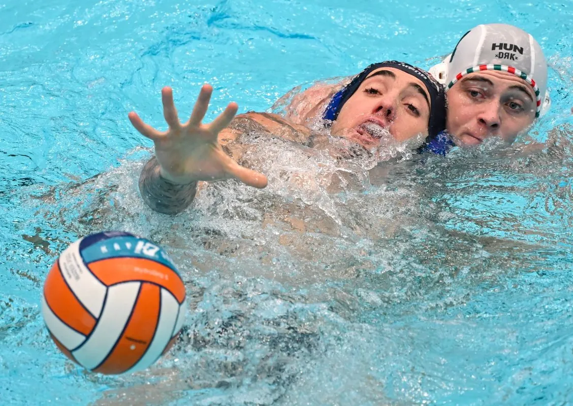 POHL Zoltán; DI SOMMA, Edoardo