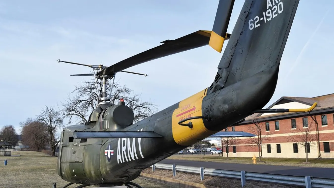 Lopott helikopterrel parkoltak le a Fehér Háznál