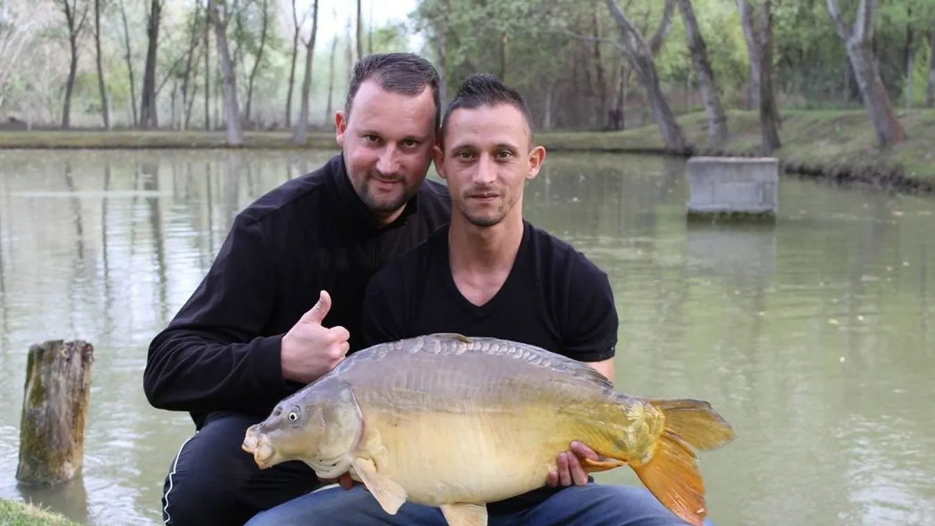 Ilyen extrém elvárásokkal csajozik Alekosz öccse