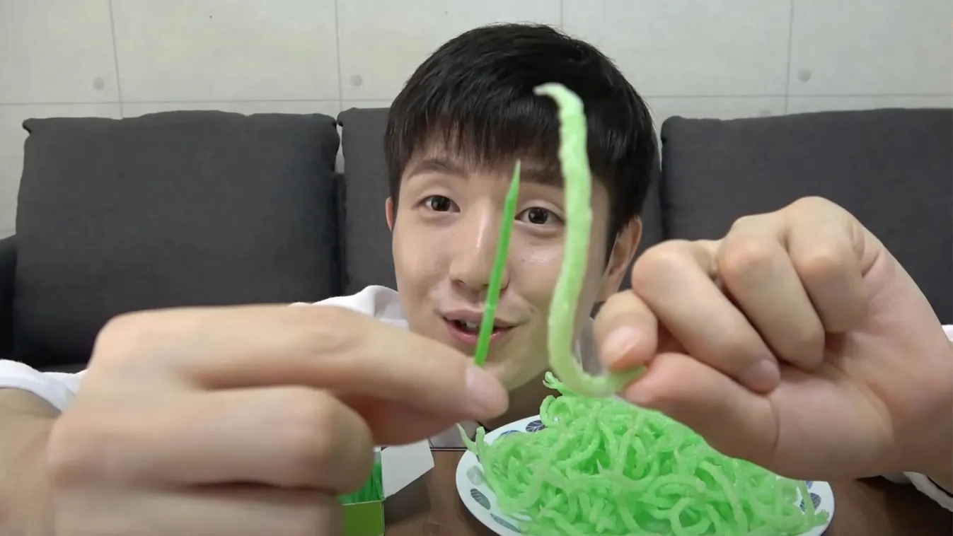 A kormány könyörög: senki se egyen rántott fogpiszkálót