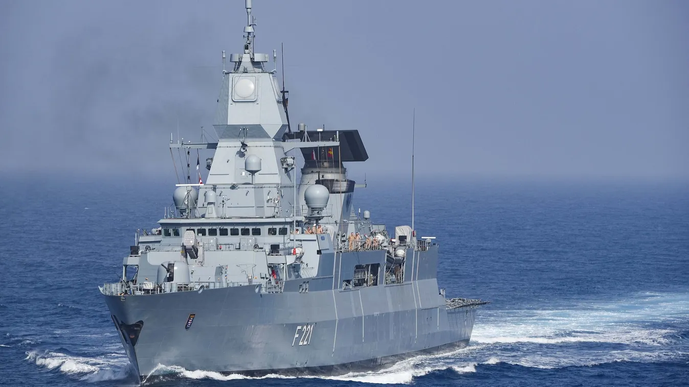 Baráti tűz: amerikai drónra támadt egy német hadihajó