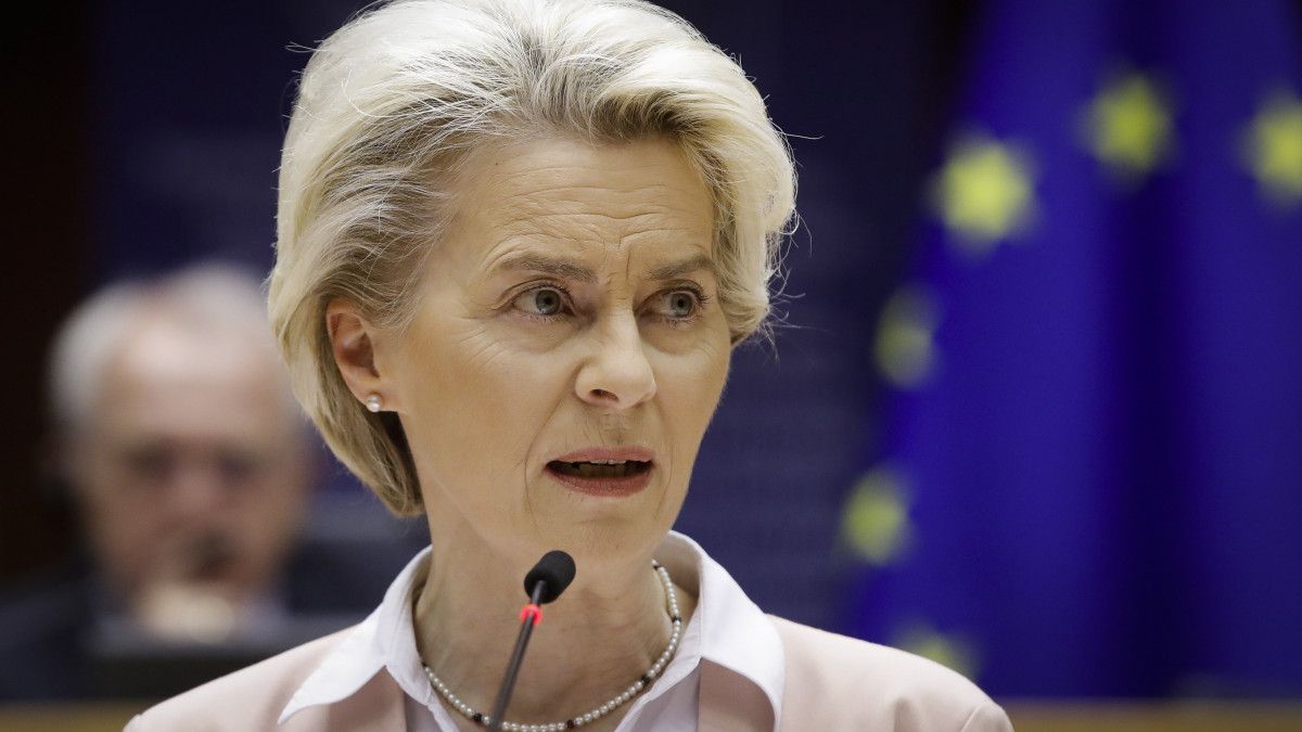 Macron után  von der Leyen is háború mellett foglalt állást